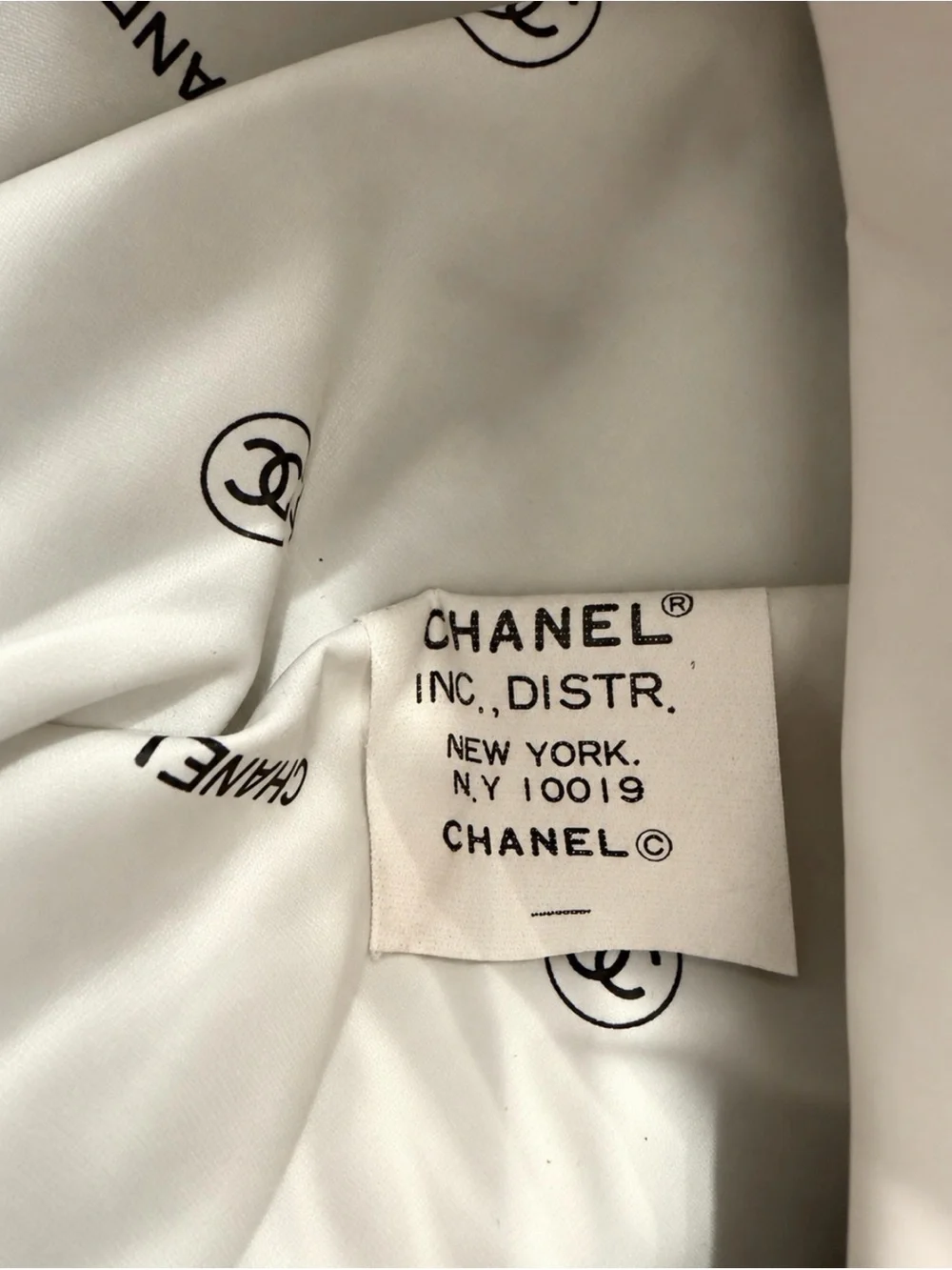 🖤Authentic Vintage CHANEL Drawstring Bucket Bag 🖤